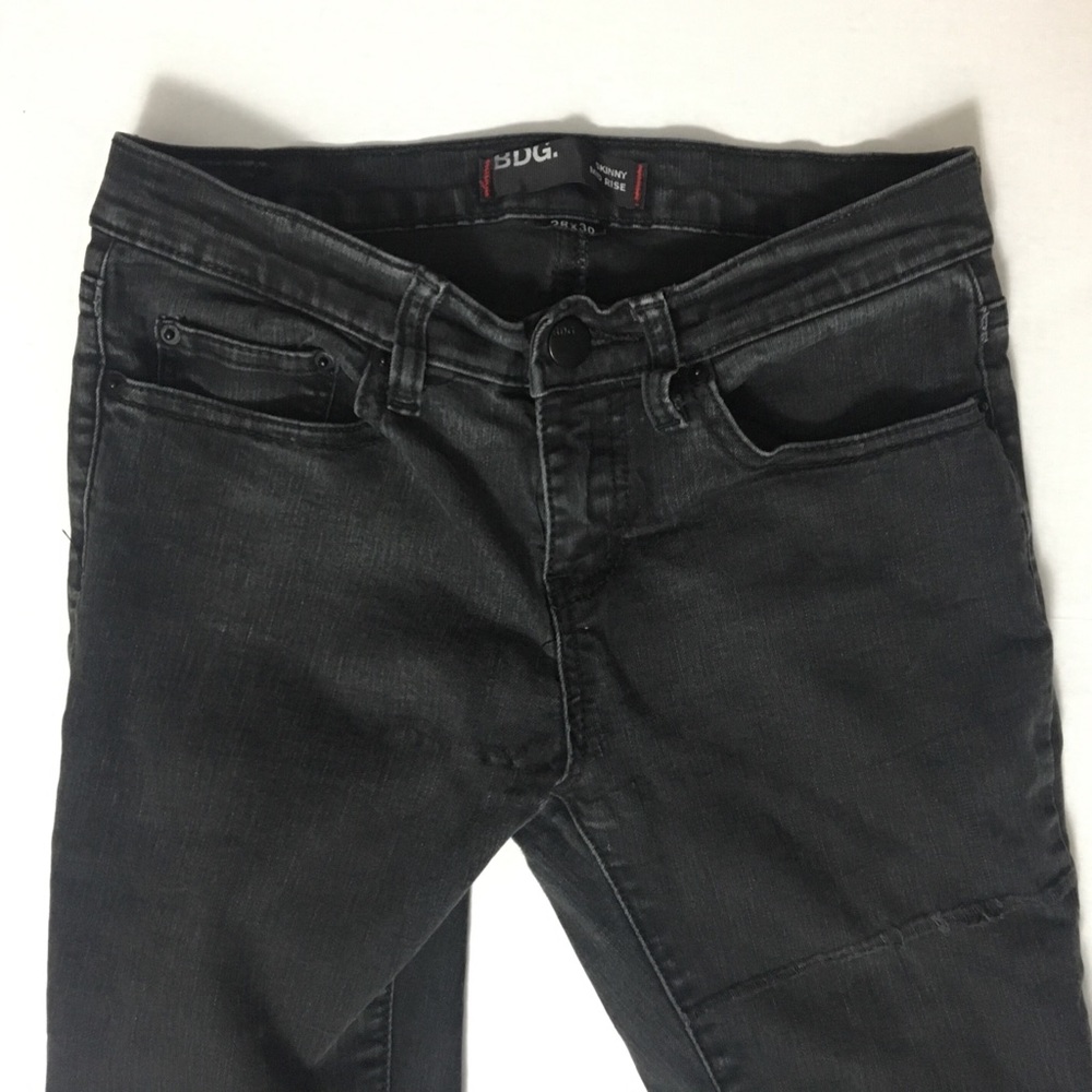 BOGO🖤BDG skinny mid-rise black jeans 🖤